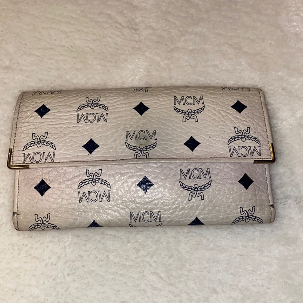 Real authentic MCM wallet , real genuine leather
